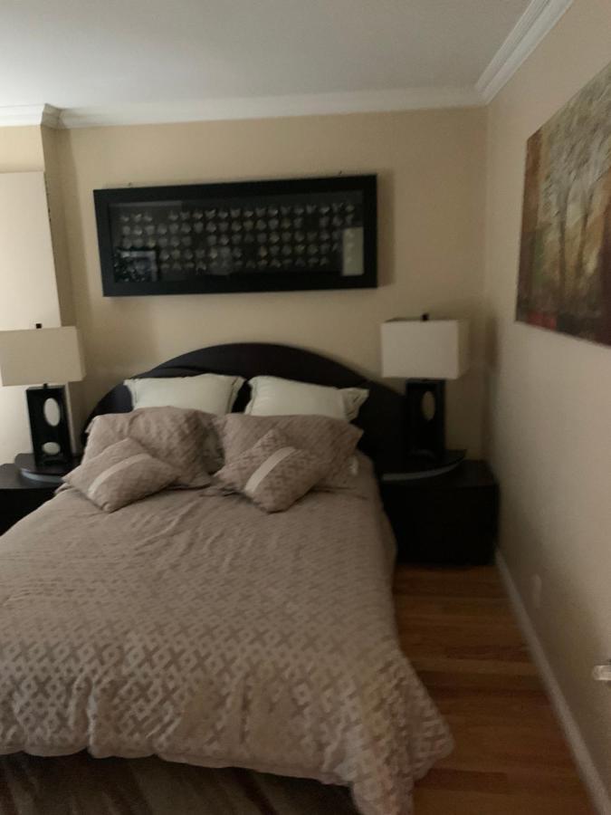 Chez Danny Hotel Montreal Bagian luar foto